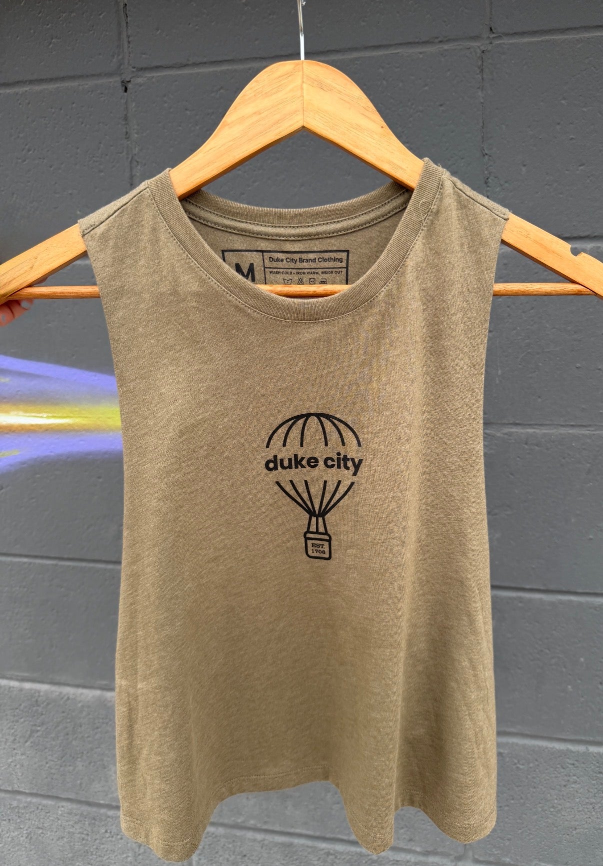 "Balloon" Women's Racerback Cropped Tank
